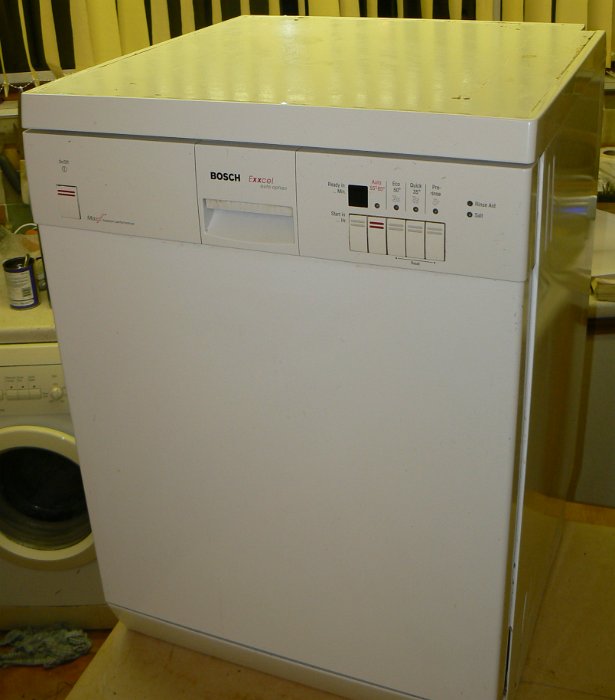 bosch classixx dishwasher leaking water