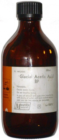 Acetic acid 4159-4.jpg