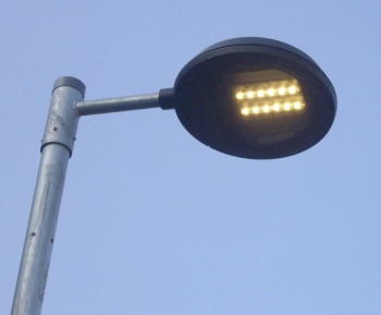 LED streetlight 5485-2.jpg