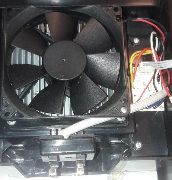 File:20250123 184824-3 innards.jpg